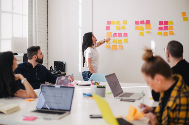Words That Sell and Stories That Connect